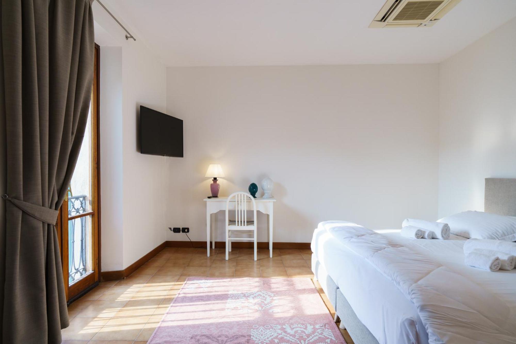 Residenza Cattaneo Apartment Verona Bagian luar foto